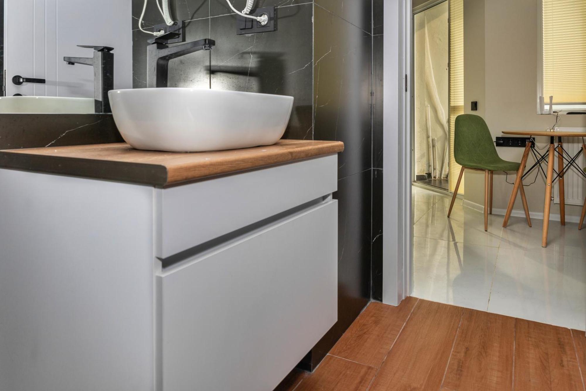 Vip Apart 778 Appartement Tbilisi Buitenkant foto